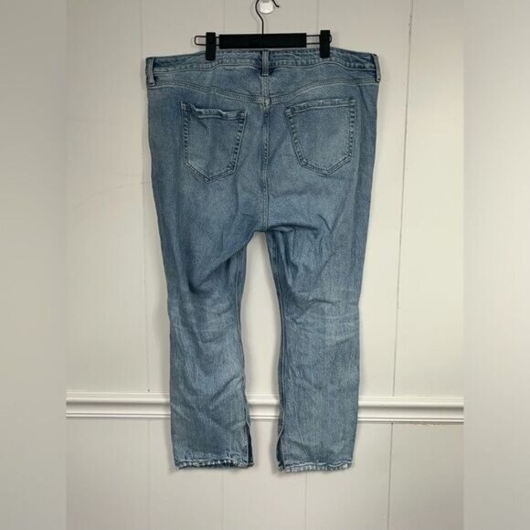 Torrid High-Rise Straight Denim Jeans Split Hem Size 16R - Picture 4 of 8